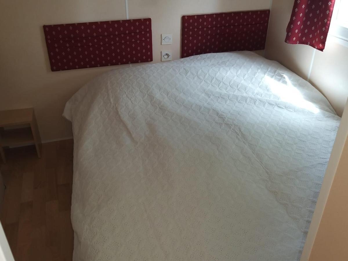 Mobile Home Resort Bousset Chiddes Esterno foto